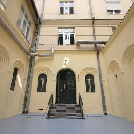Studio Apartman Kocka Belgrade Exterior photo