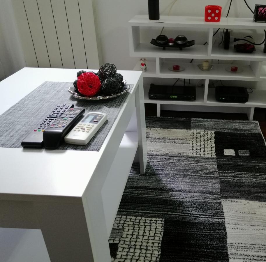 Studio Apartman Kocka Belgrade Exterior photo